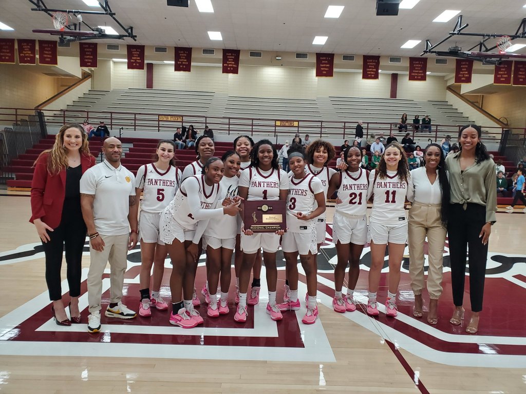 West Metro schools advance to area&nbsp;tournament