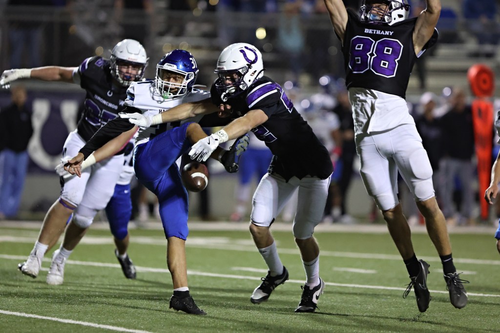 Bethany thumps Harrah in key district&nbsp;matchup