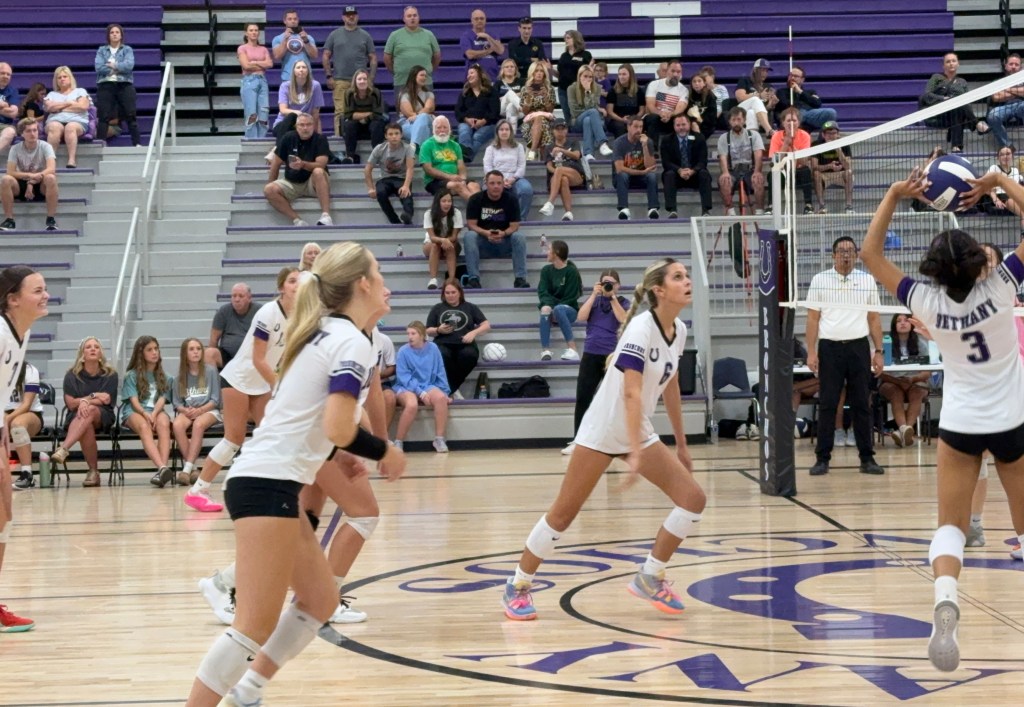 Bethany volleyball honors seniors with win over Putnam&nbsp;City