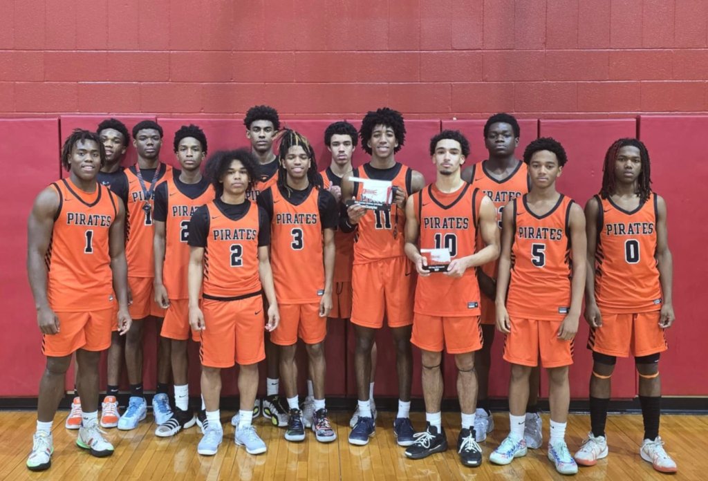 Pirates ‘Locke’ down tourney title at&nbsp;Duncan