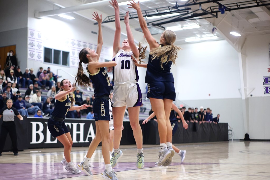 Lady Bronchos fall to Kingfisher in&nbsp;opener