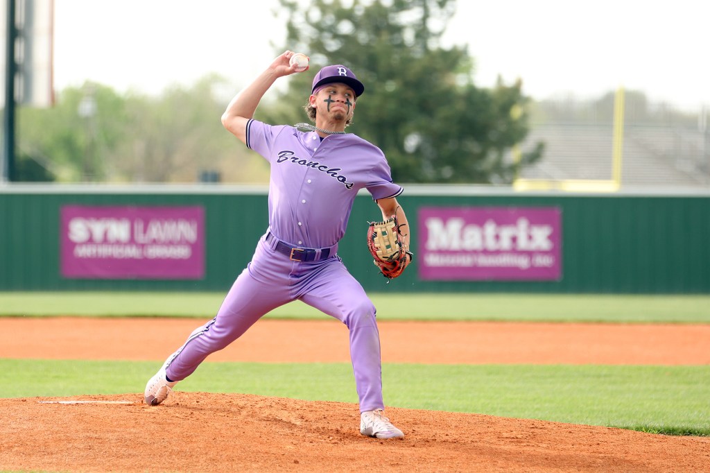 Late surge sends Bethany past West,&nbsp;8-0