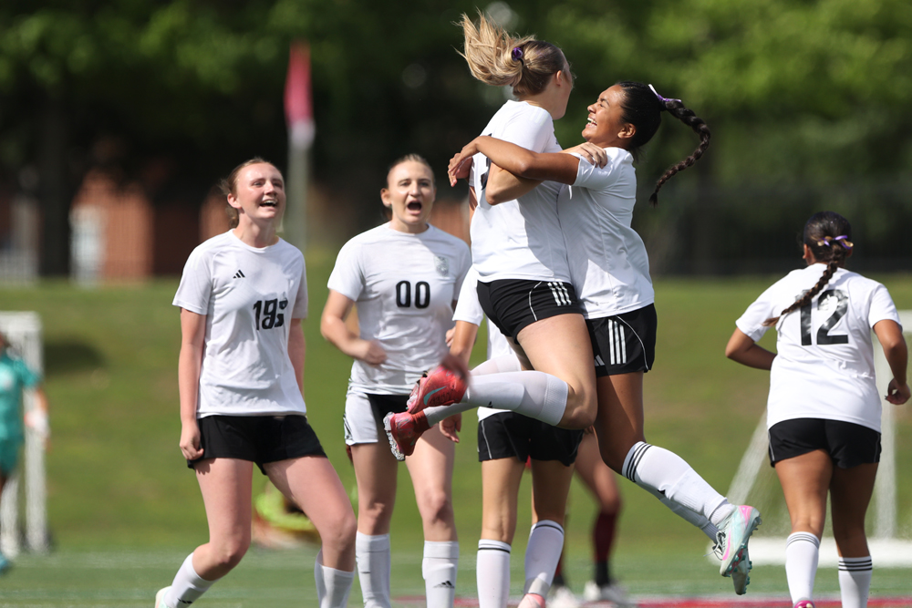 CHAMPS: Bethany girls soccer wins&nbsp;state
