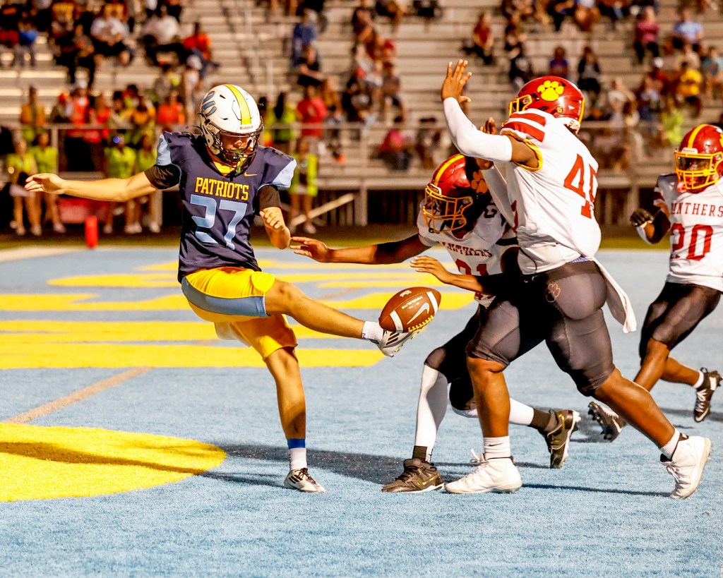 Panthers pummel Patriots,&nbsp;56-0