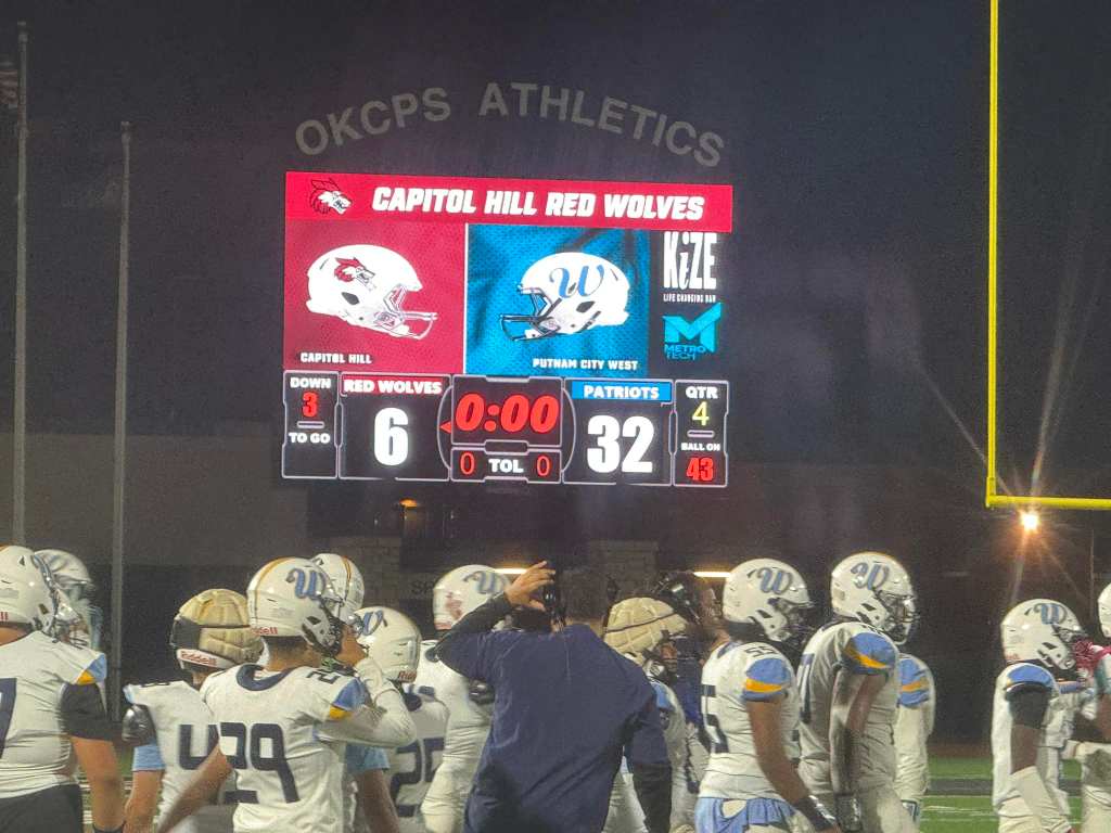 Patriots roll past Capitol Hill,&nbsp;32-6