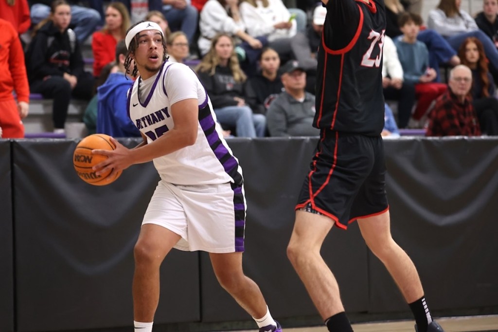 Bethany falls in season opener,&nbsp;60-50