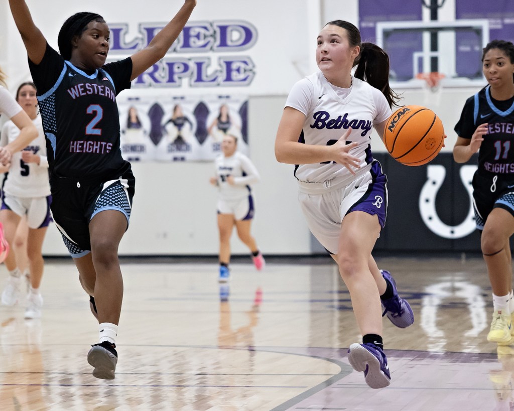 Bronchos run winning streak to&nbsp;eight