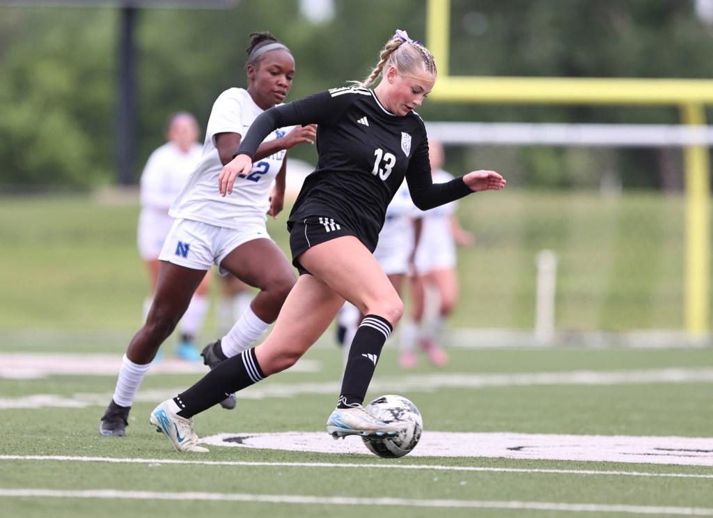 Bethany races past Newcastle in state&nbsp;opener