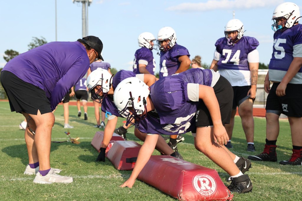 Bronchos rely on experience in trenches