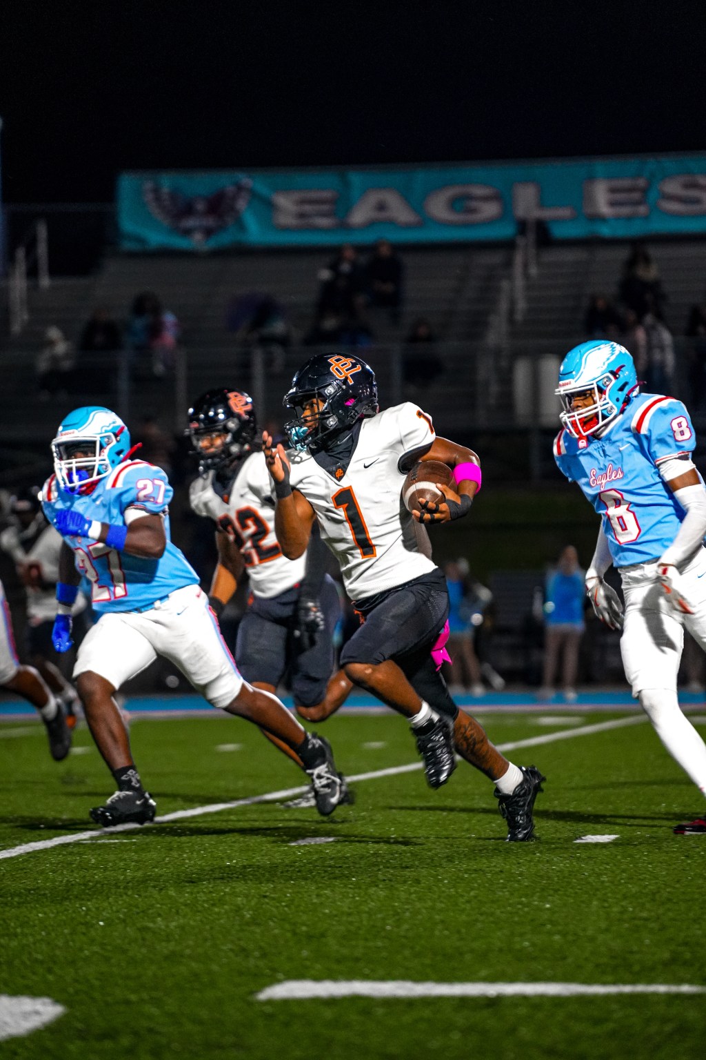 Pirates finish district slate with win over Ike